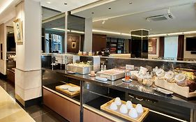 Nexus Valladolid Suites&Hotel